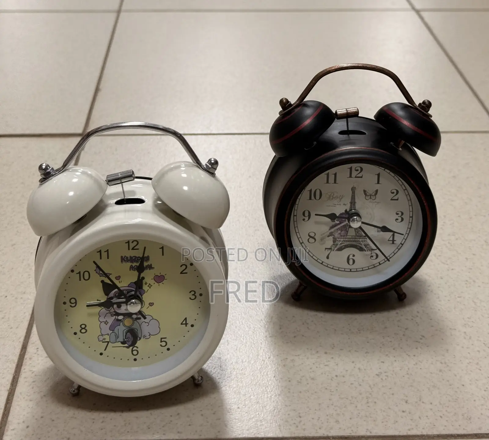 VINGVO Black Metal Alarm Clock