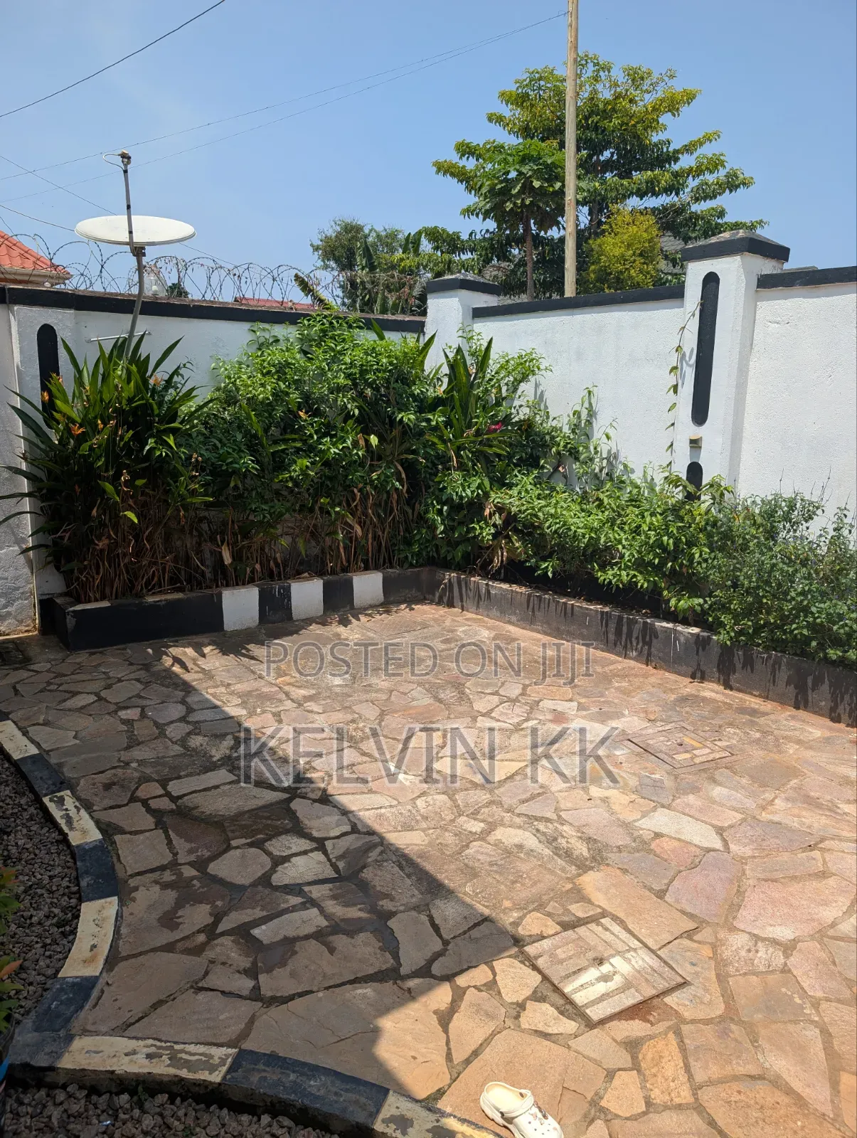 Furnished 5bdrm House in Bufulu Estate, Wakiso / Wakiso for sale