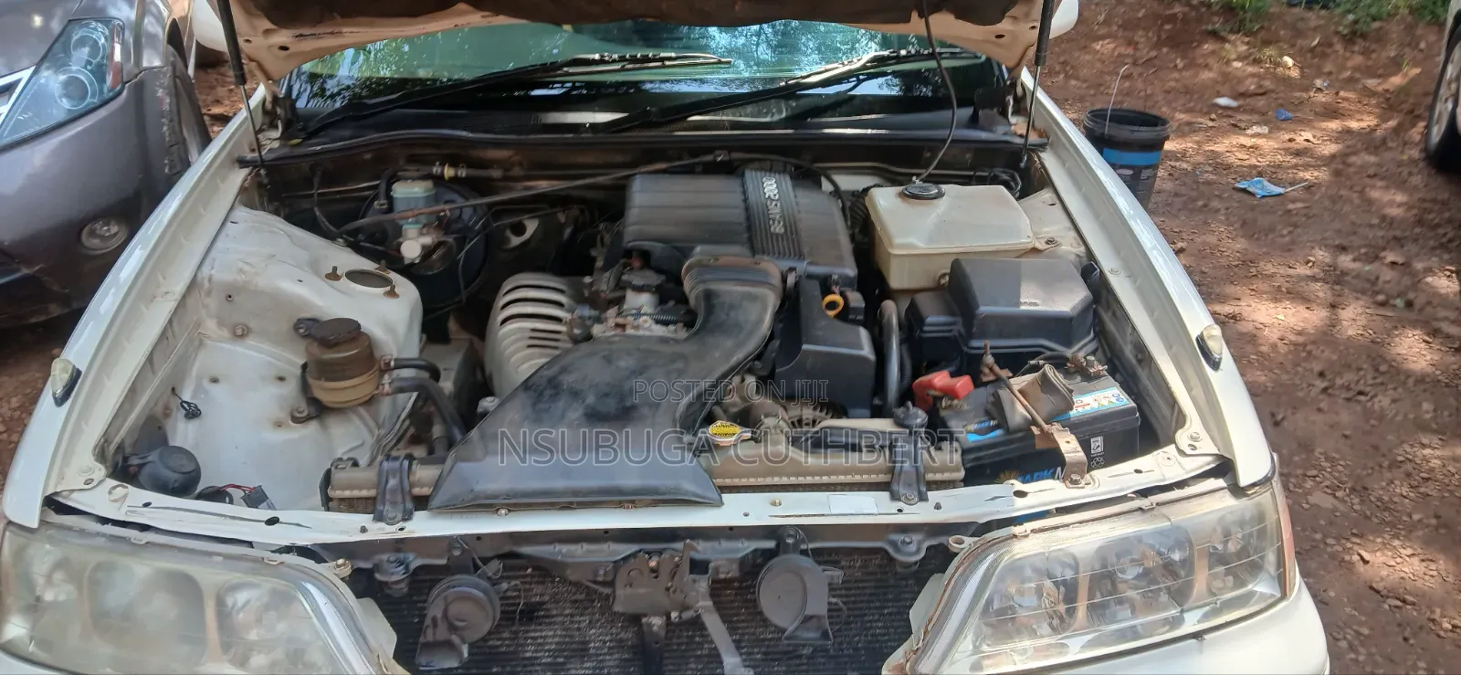 Toyota Mark II 2000 Off white