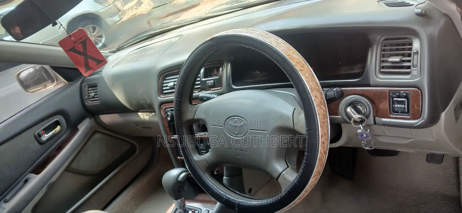 Toyota Mark II 2000 Off white