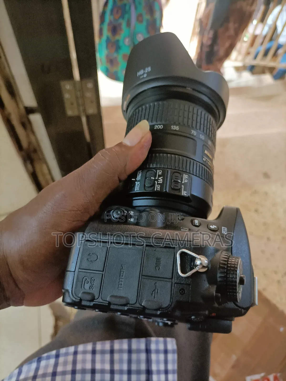 Nikon D7100 With 18-200mm Vr Lens