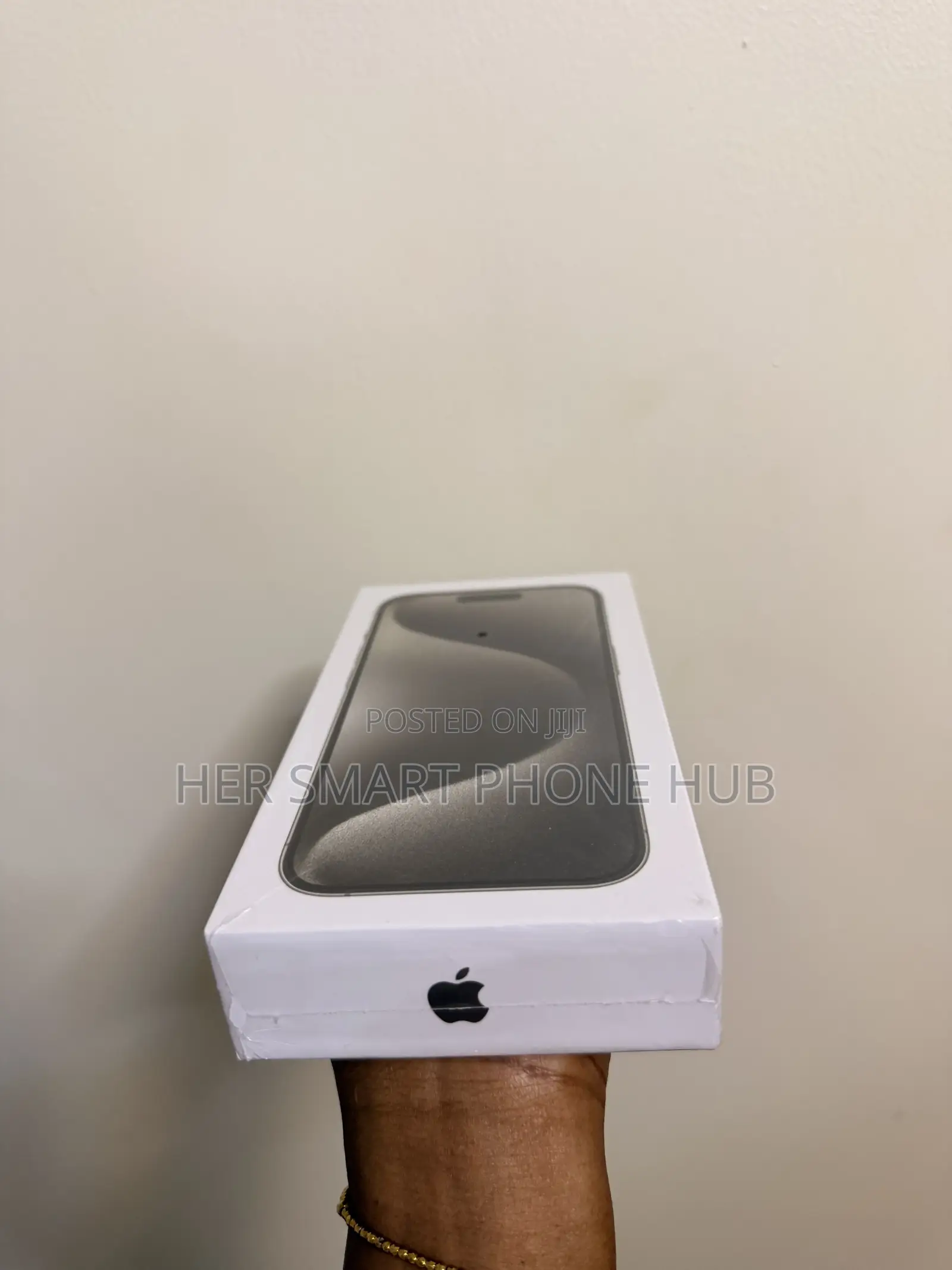 New Apple iPhone 15 Pro Max 256 GB Silver