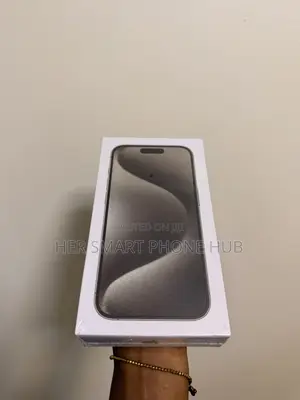 New Apple iPhone 15 Pro Max 256 GB Silver