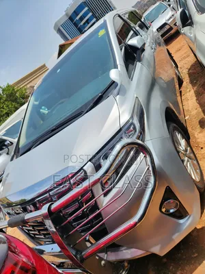 Toyota Alphard 2.5 Petrol FWD 2018 Silver