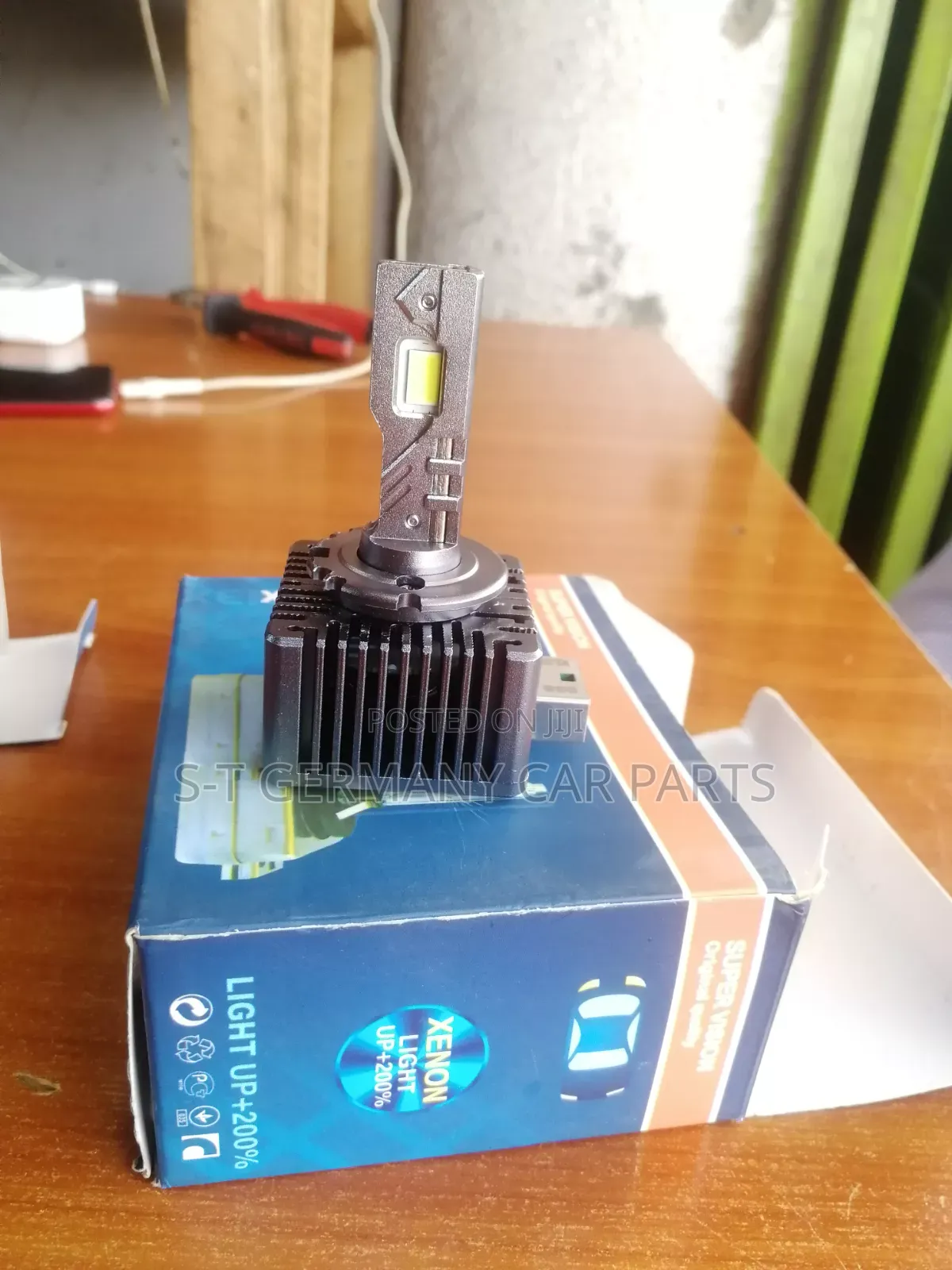 Mercedes Benz Head Light Bulb