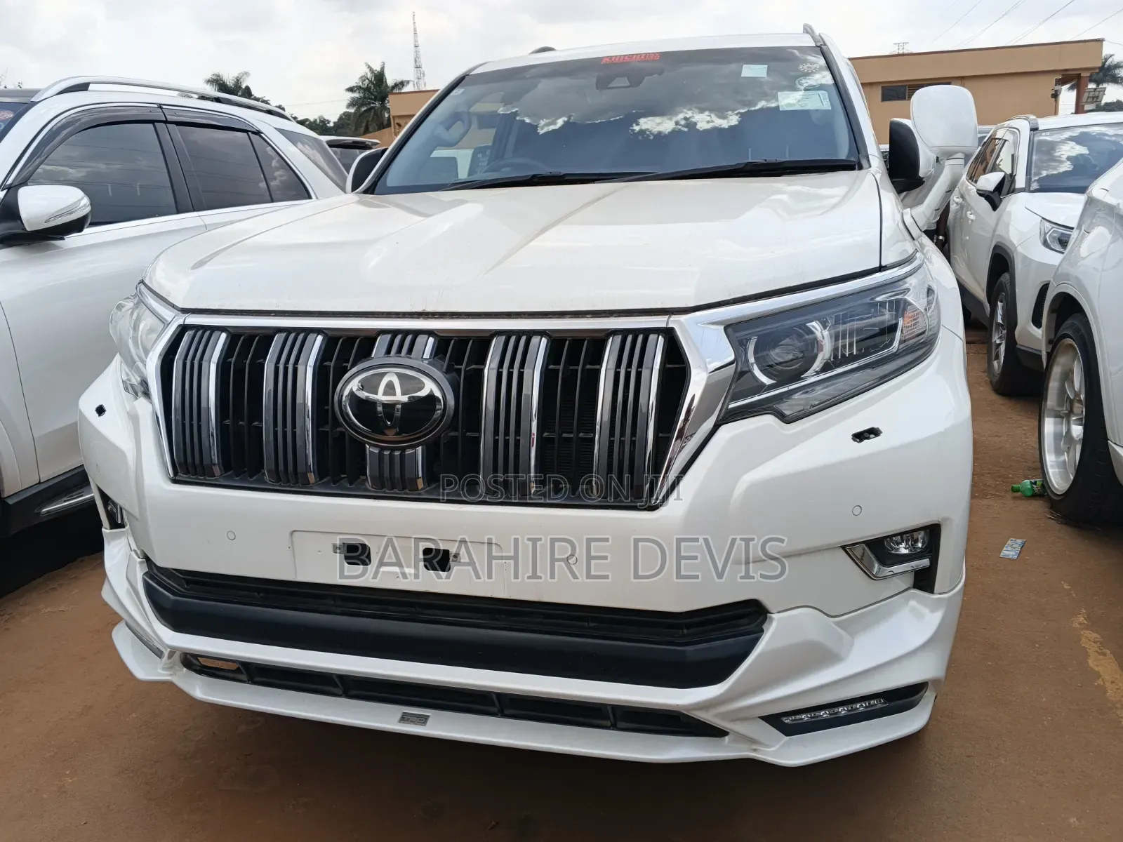 Toyota Land Cruiser Prado 2018 White