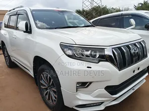 Toyota Land Cruiser Prado 2018 White