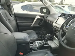 Toyota Land Cruiser Prado 2018 White