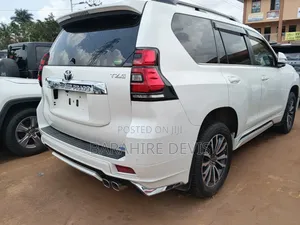 Toyota Land Cruiser Prado 2018 White