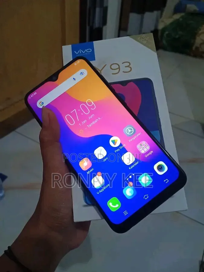 Vivo Y93 128 GB Red