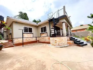 5bdrm Bungalow in Bugolobi, Central Division for rent