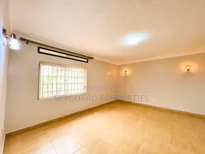 5bdrm Bungalow in Bugolobi, Central Division for rent