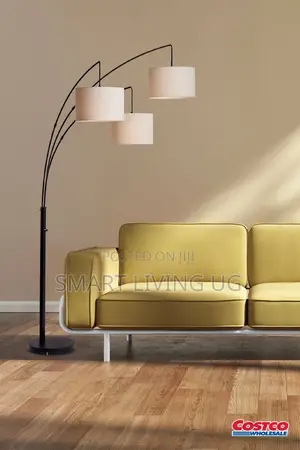 Modern 3-Shade Floor Lamp – Stylish Home Lighting