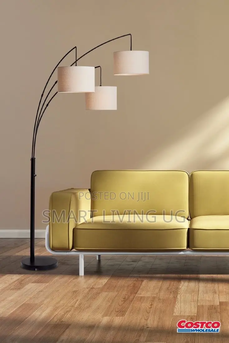 Modern 3-Shade Floor Lamp – Stylish Home Lighting