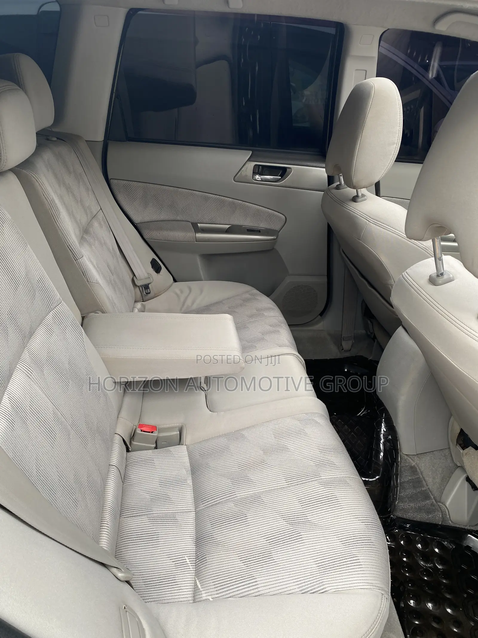Subaru Forester 2.0D X 2010 Gold
