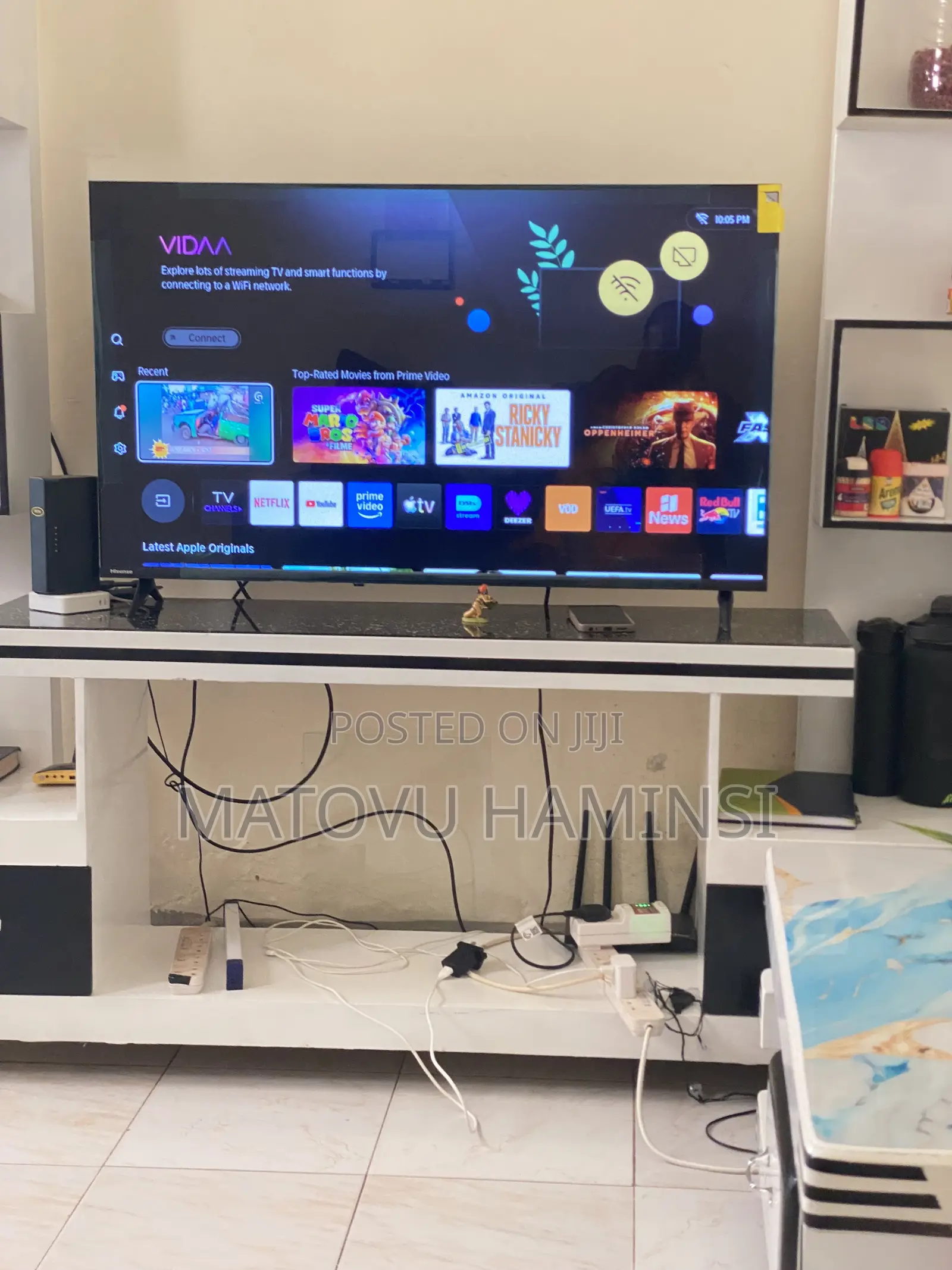 2months Used Hisense TV 43itch