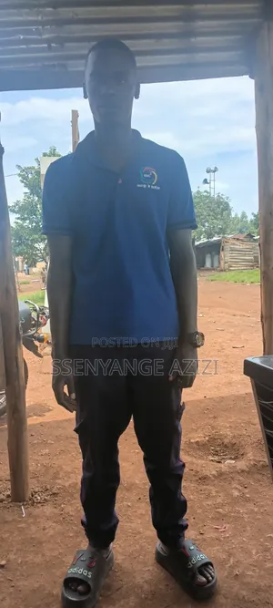 Ssenyonjo Azizi