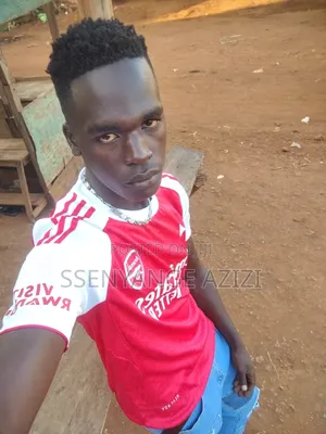 Ssenyonjo Azizi