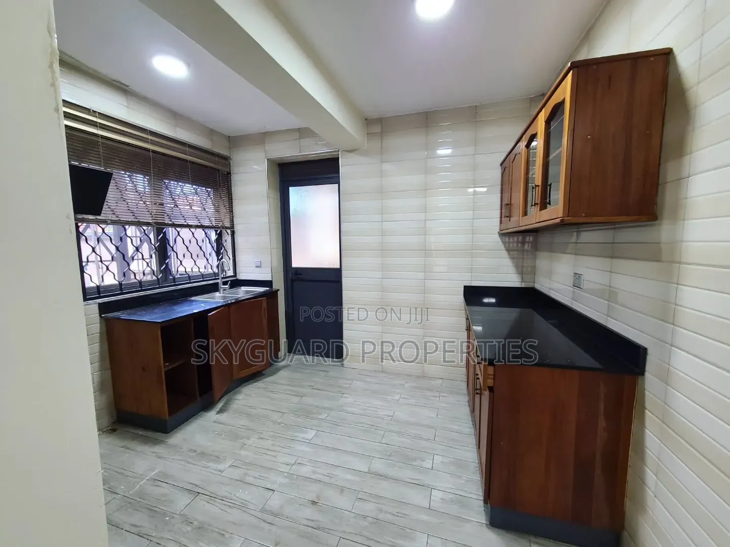 2bdrm Apartment in Bunga, Central Division for rent