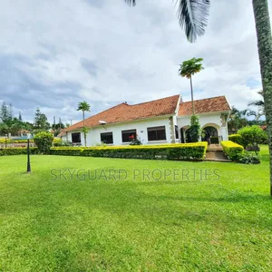 5bdrm Bungalow in Bugolobi, Central Division for rent
