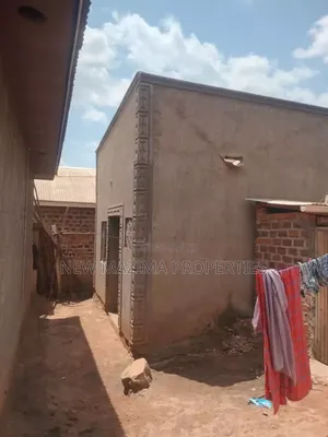 1bdrm House in Kawempe Kawanda, Central Division for sale