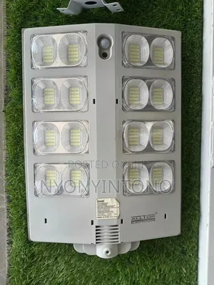 All Top 2000w LED Solar Street Light With Auto Power on Remote Control