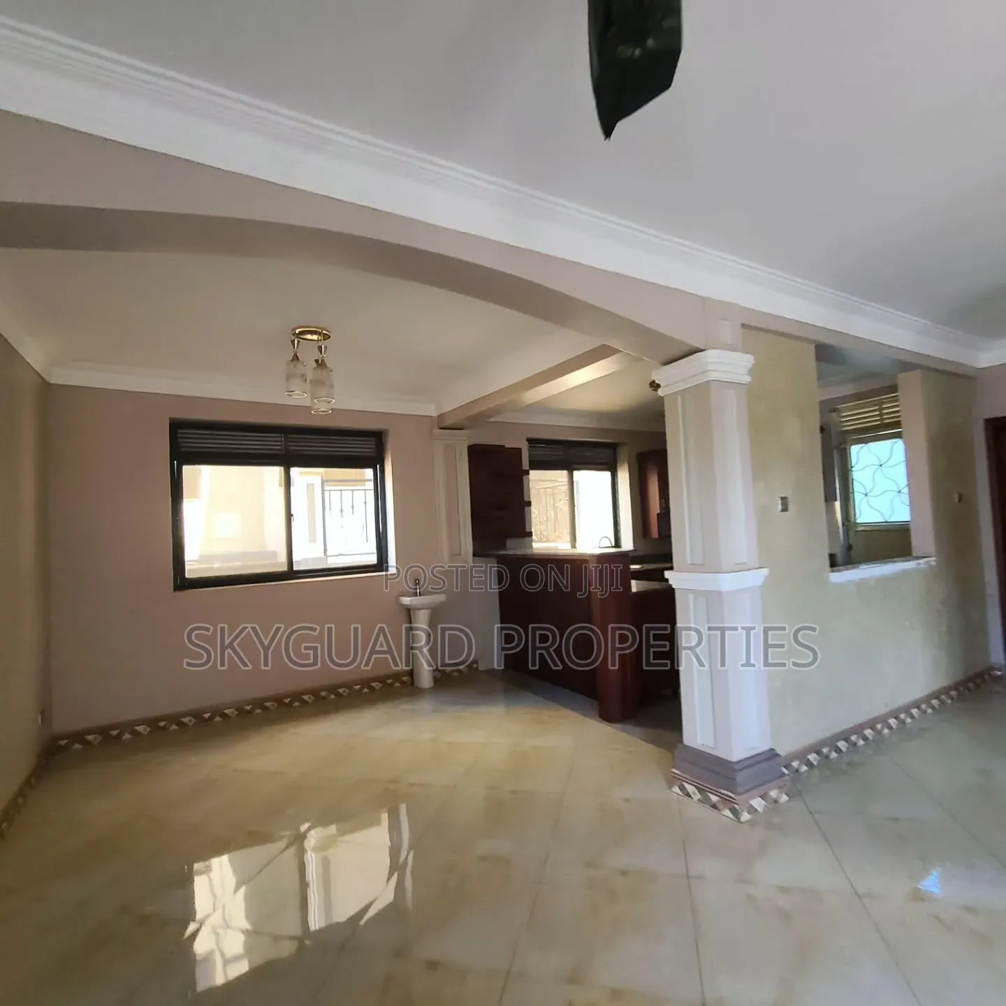 4bdrm Villa in Buziga, Central Division for rent