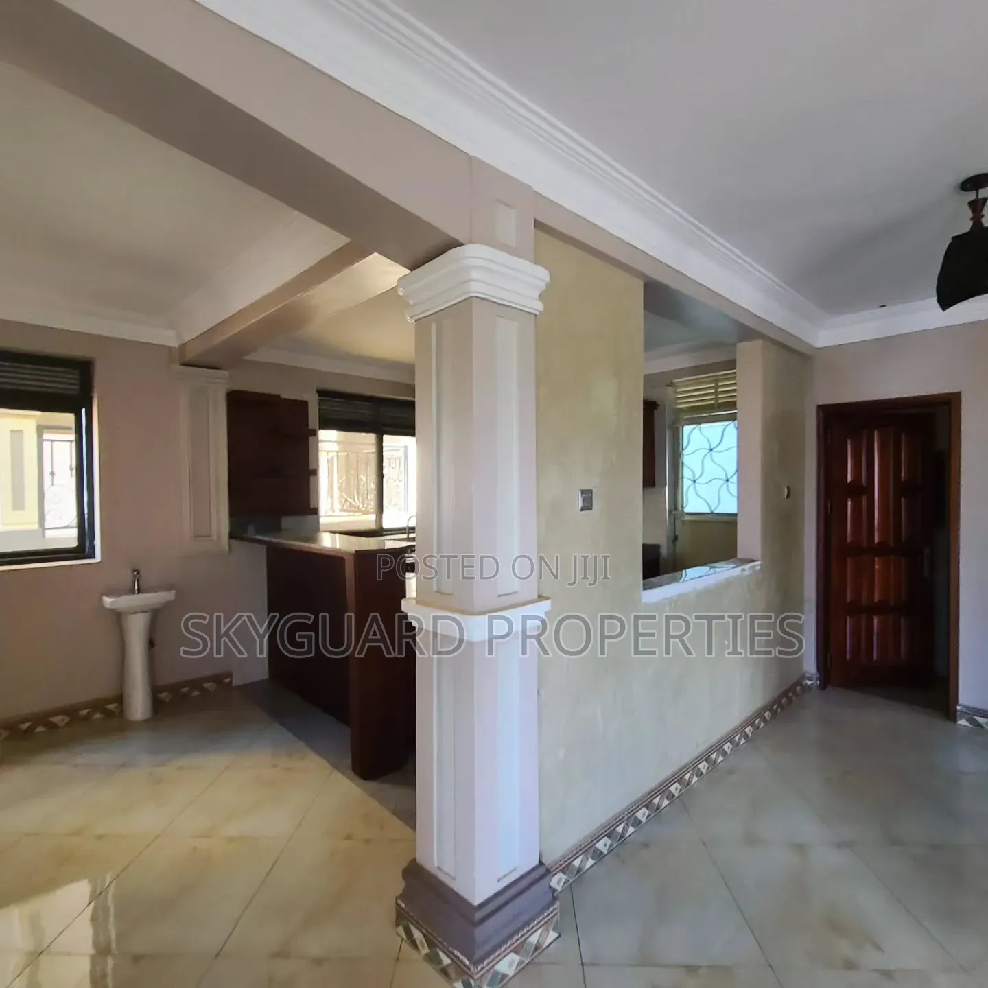 4bdrm Villa in Buziga, Central Division for rent
