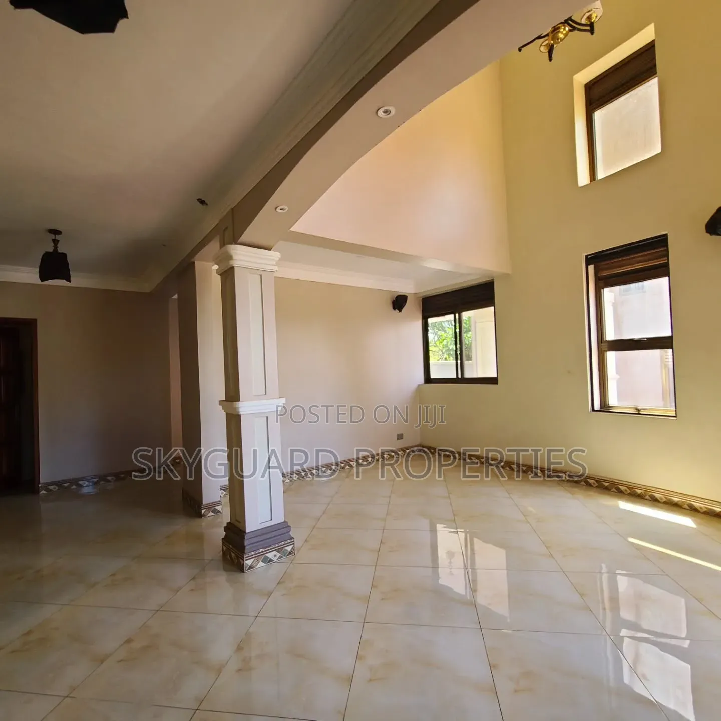 4bdrm Villa in Buziga, Central Division for rent