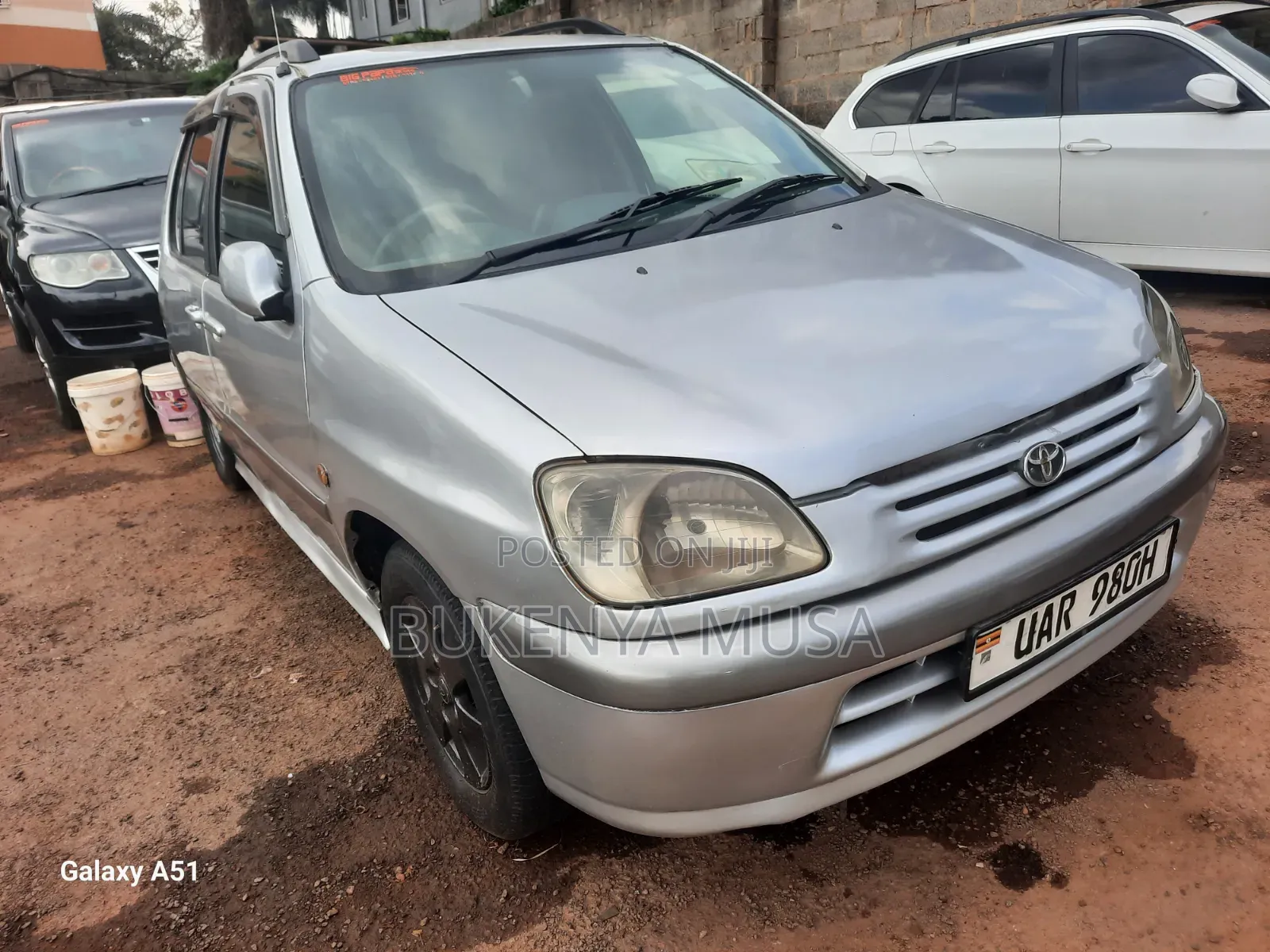Toyota Raum 1999 Silver
