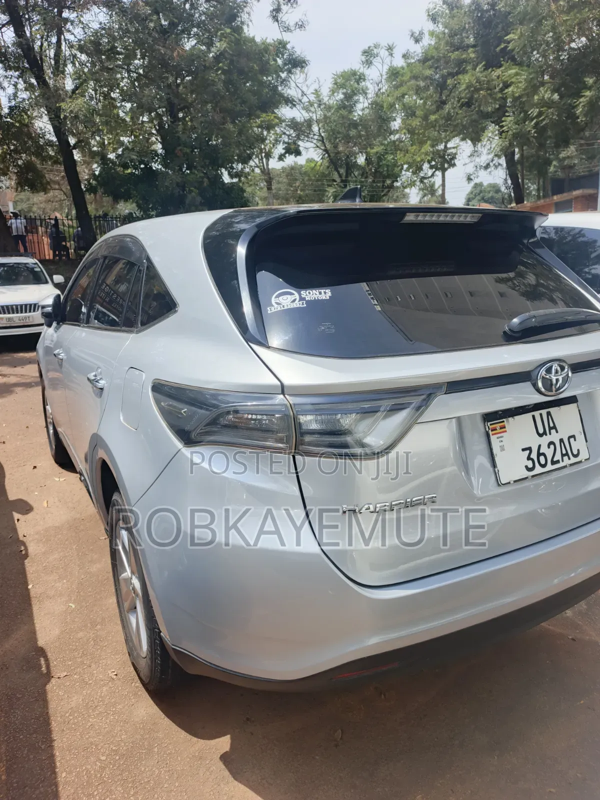 Toyota Harrier 2017 Silver
