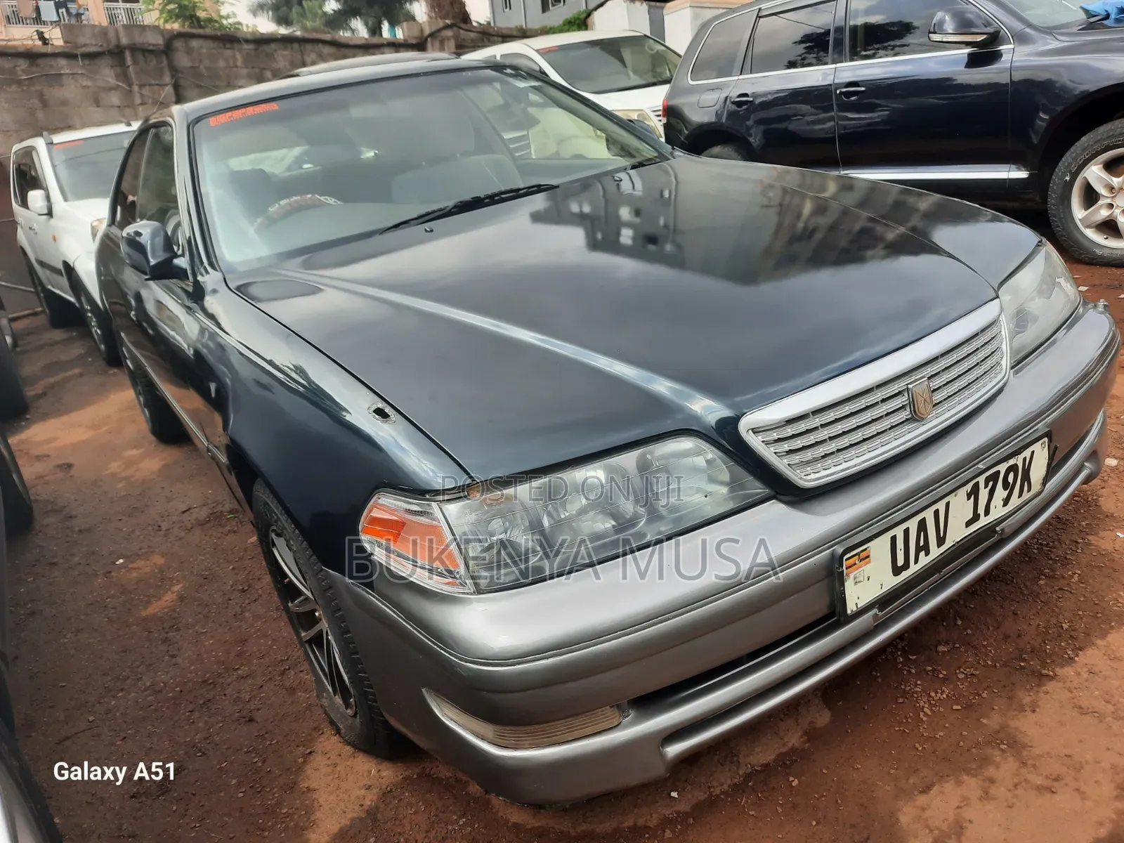 Toyota Mark II 2004 Gray