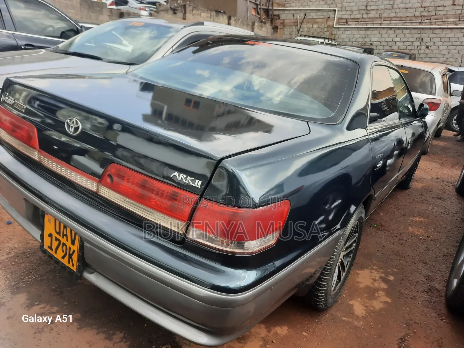Toyota Mark II 2004 Gray