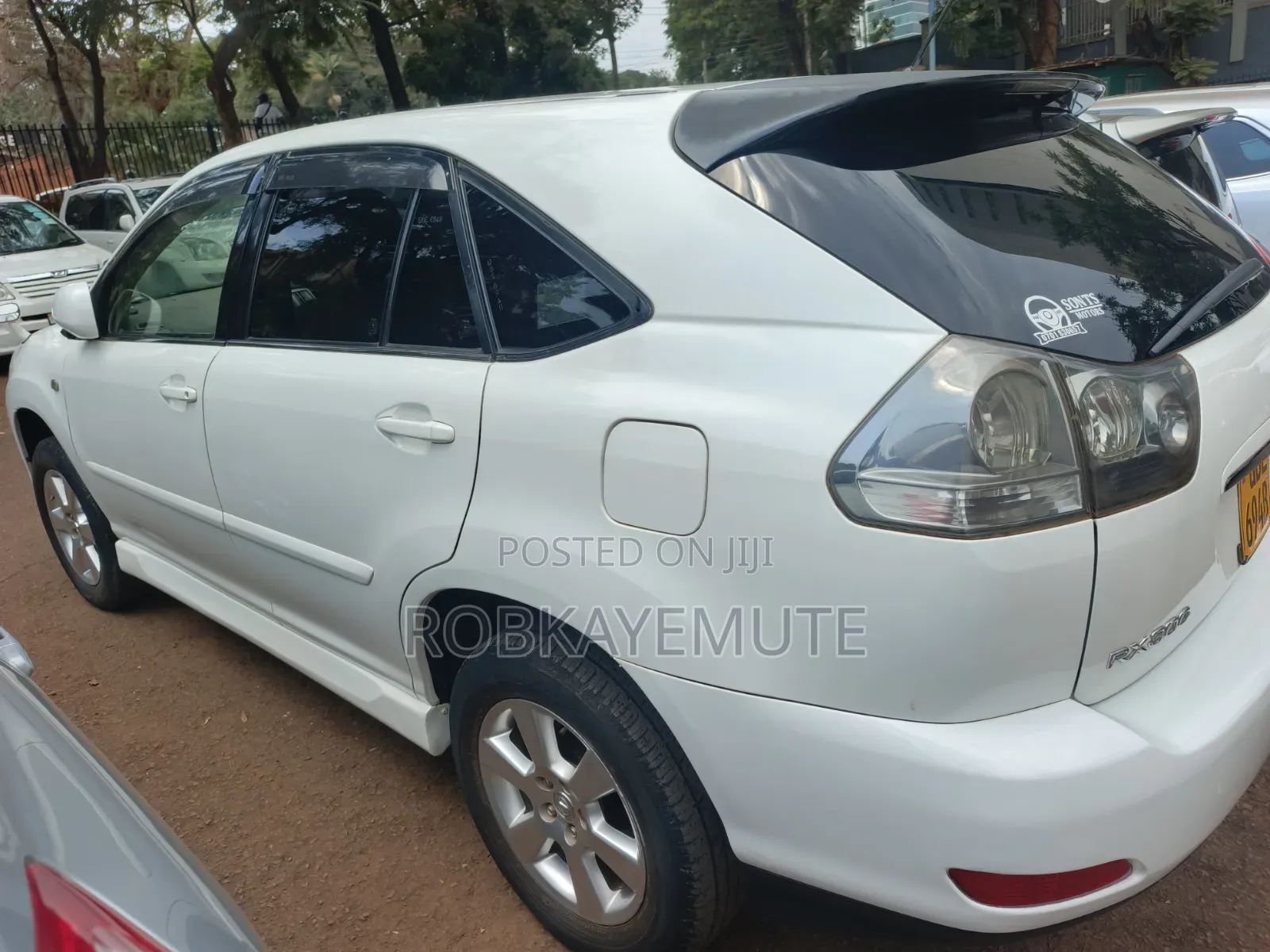 Toyota Harrier 2007 White