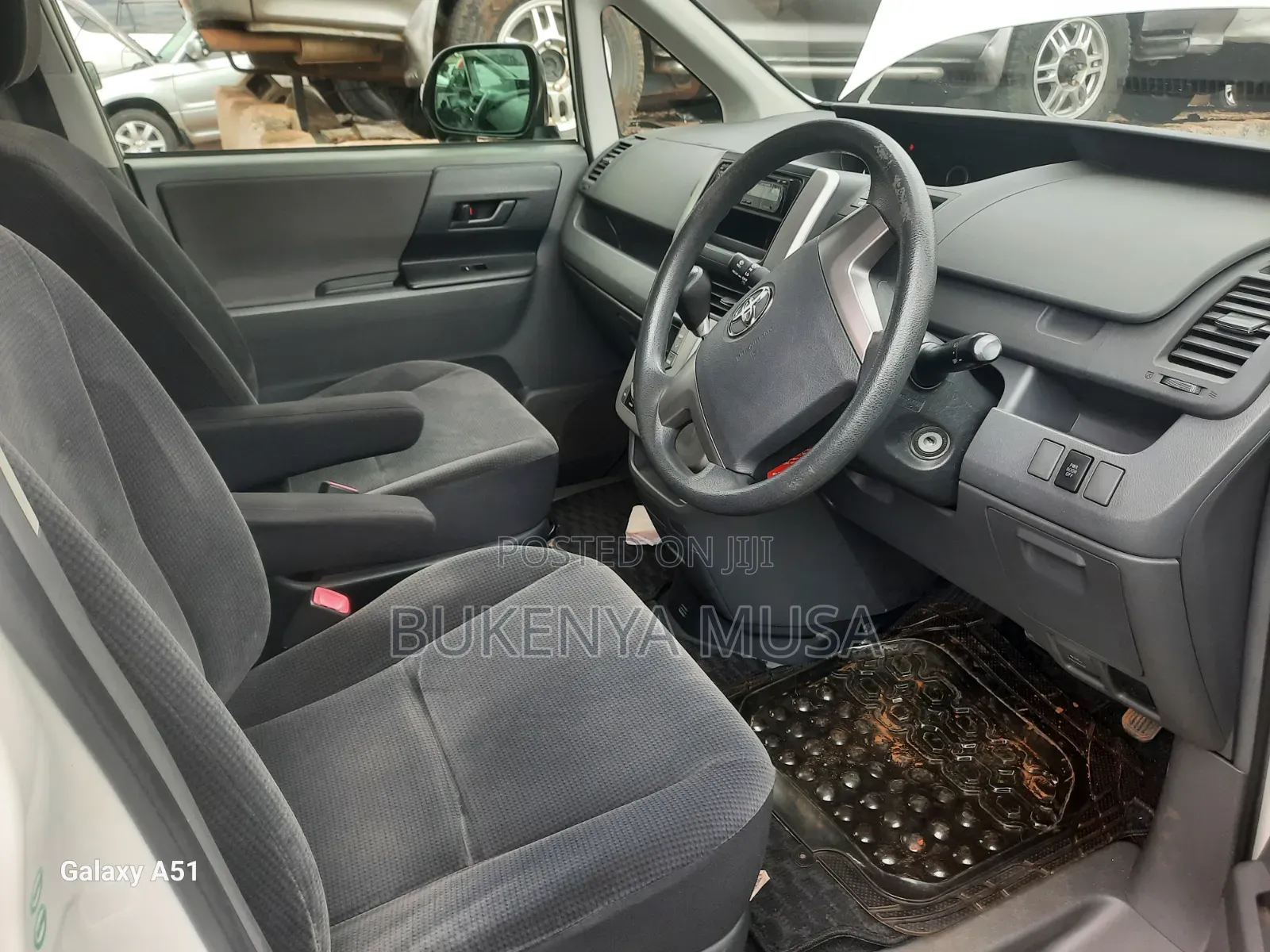 Toyota Voxy 2012 White
