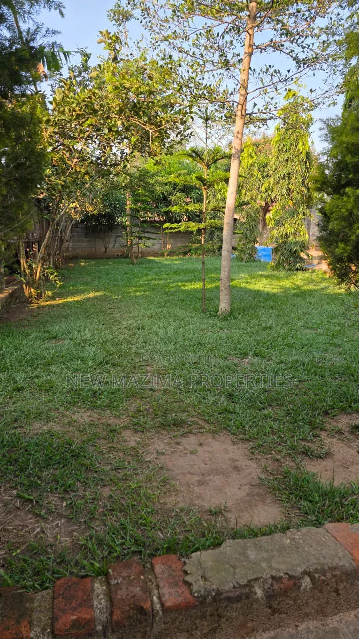 3bdrm Maisonette in Bujjuko Mityaana Rd, Central Division for sale