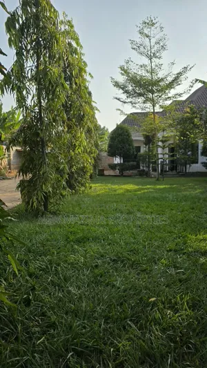 3bdrm Maisonette in Bujjuko Mityaana Rd, Central Division for sale