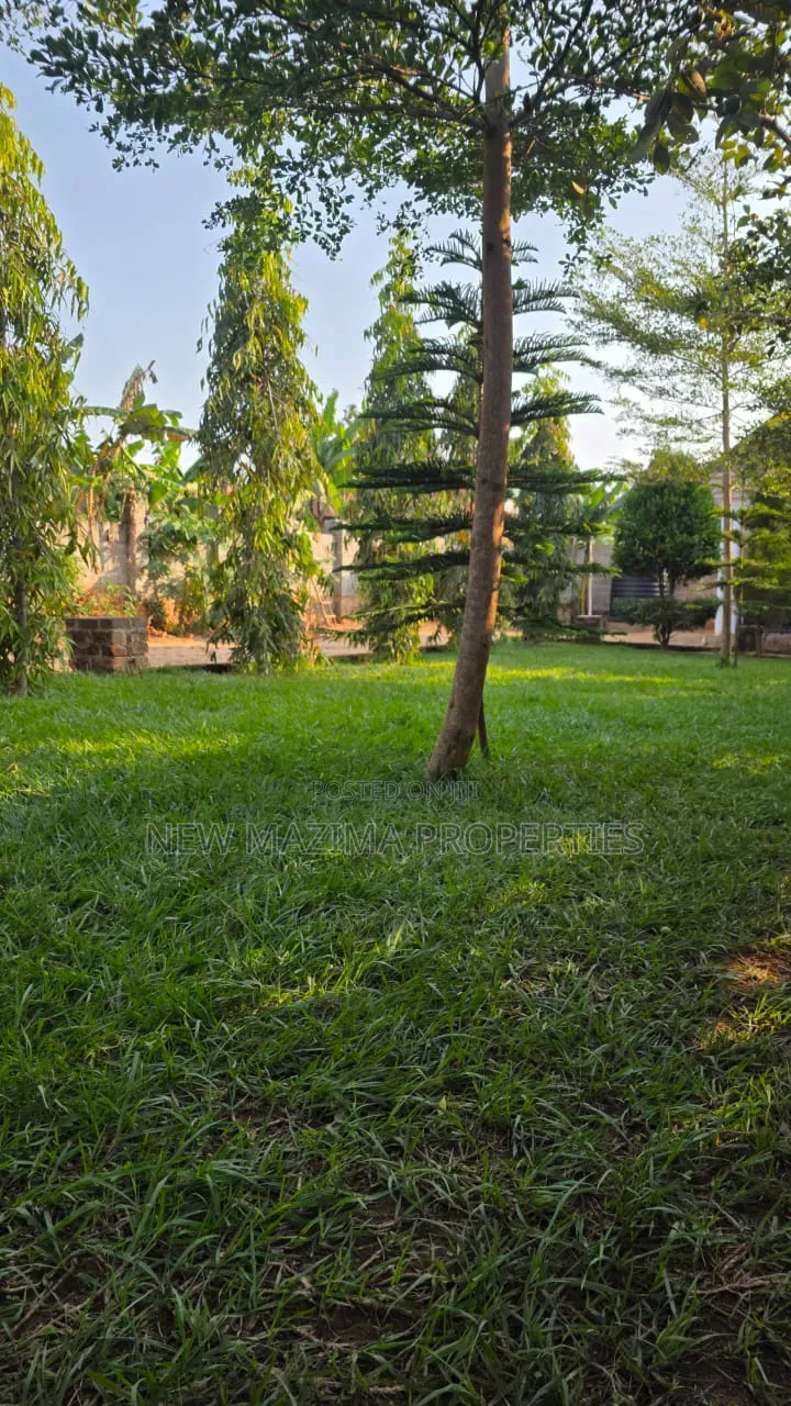 3bdrm Maisonette in Bujjuko Mityaana Rd, Central Division for sale