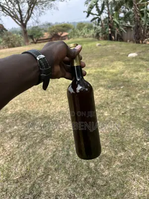 Golden Bond Wine