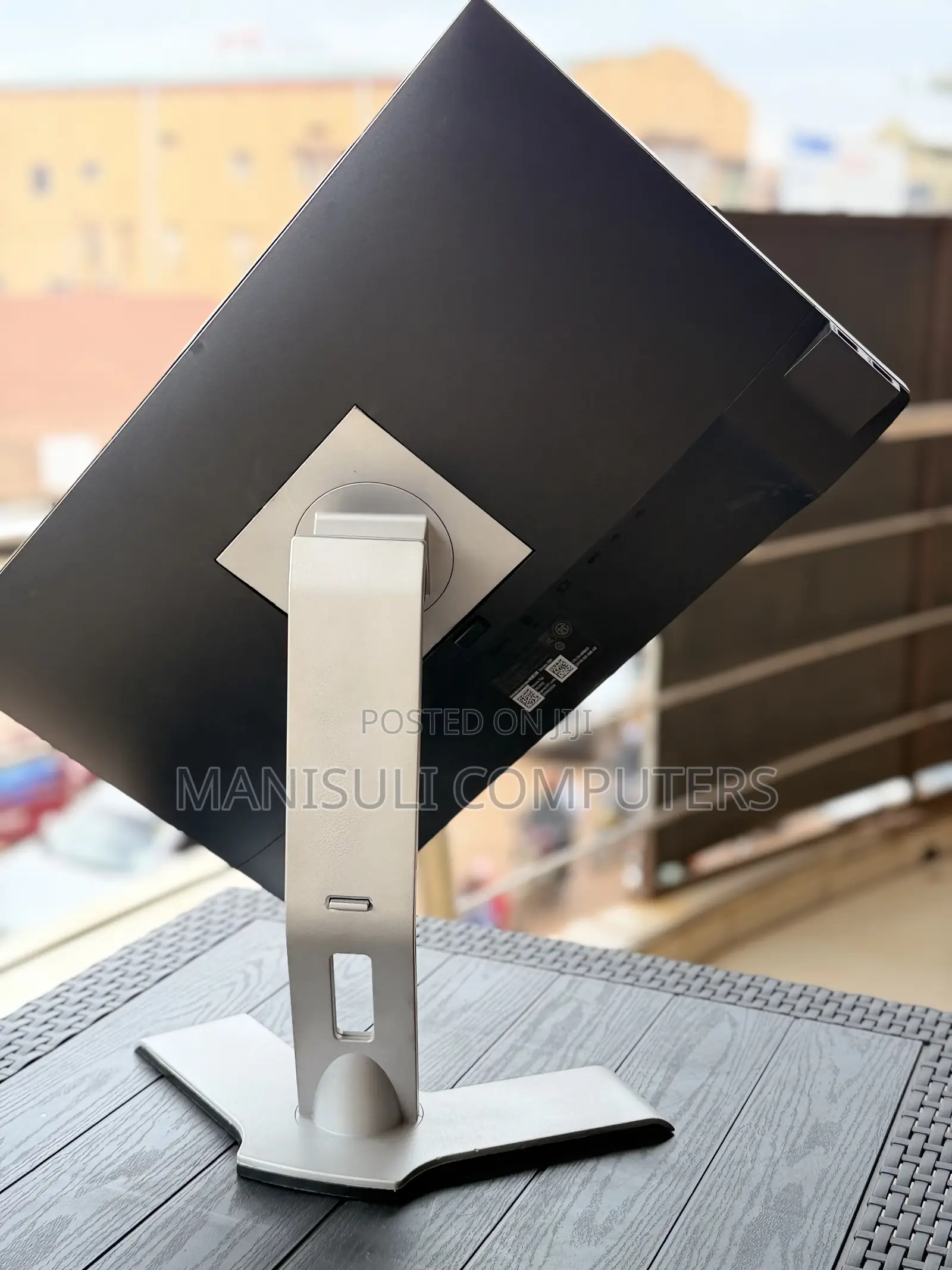 Dell 24 Inch Screen IPs