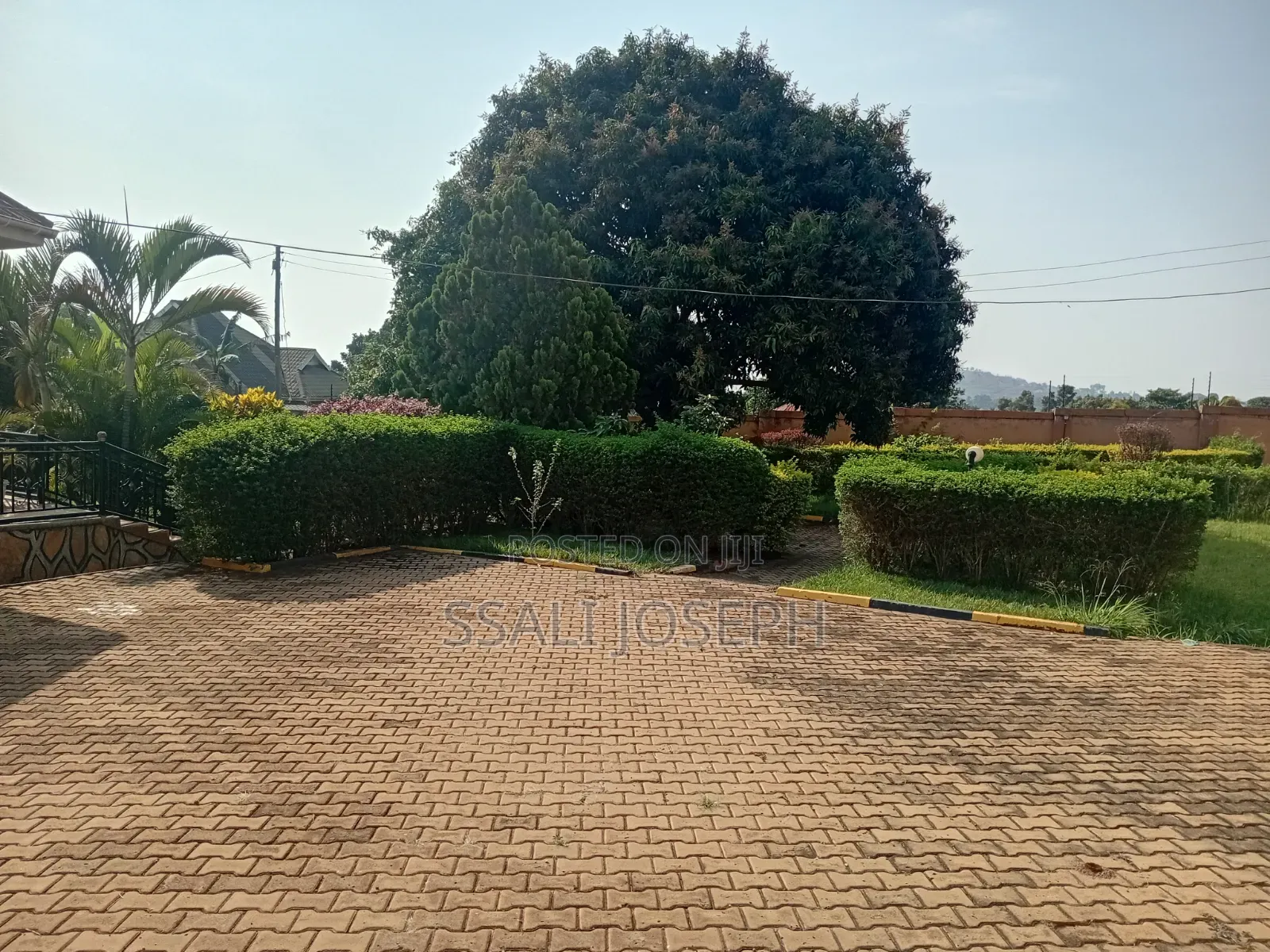 3bdrm House in Kiwenda, Busukuma for rent
