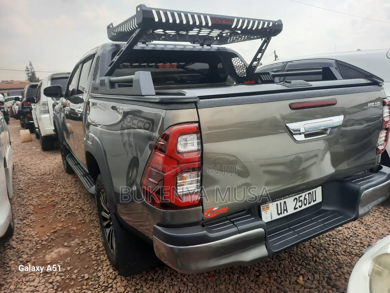 Toyota Hilux 2017 Black
