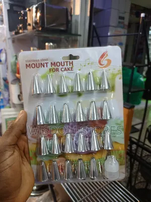 Cake Decorating Piping Tip Set