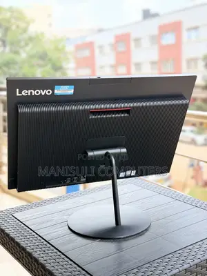Desktop Computer Lenovo ThinkStation P520 8GB Intel Core i5 SSD 256GB