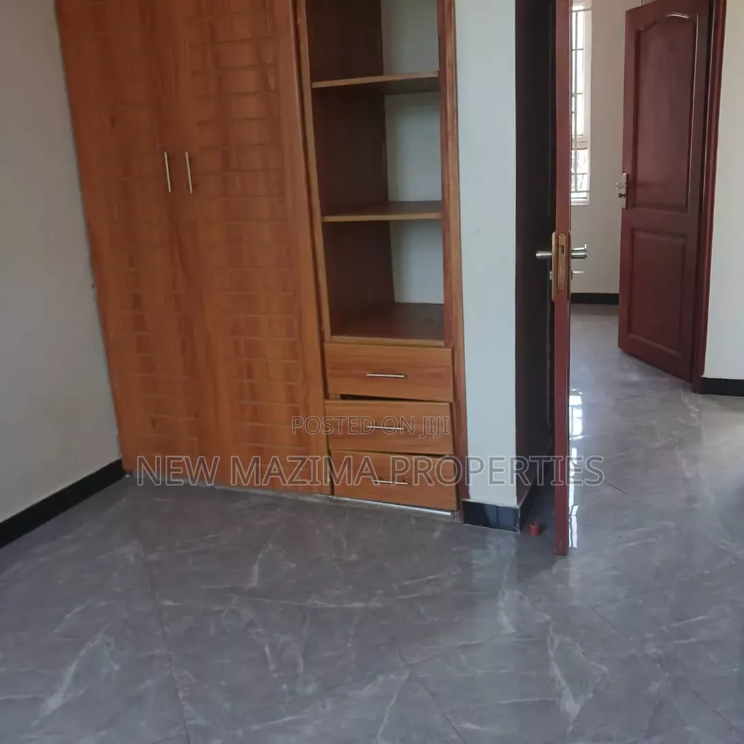 12bdrm Townhouse/Terrace in Kigo Heights, Central Division for sale