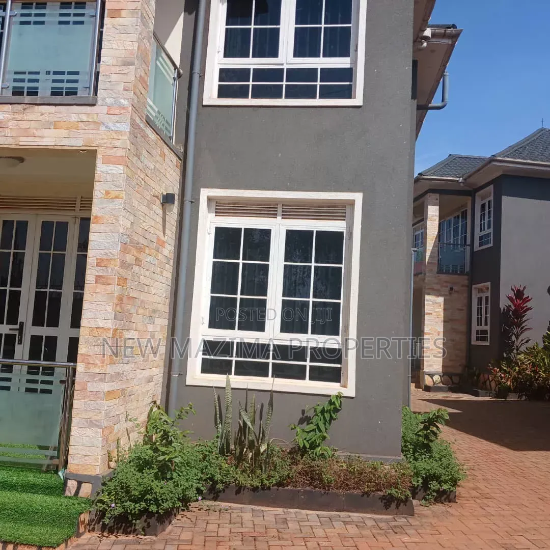 12bdrm Townhouse/Terrace in Kigo Heights, Central Division for sale