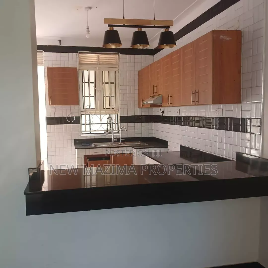 12bdrm Townhouse/Terrace in Kigo Heights, Central Division for sale