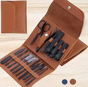 Manicure and Pedicure Grooming Set