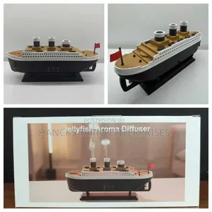 Titanic-Style Cruise Ship Model Aroma Diffuser and Humidifier
