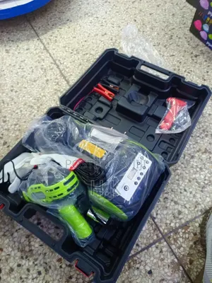 12V DC-powered 5-in-1 Emergency Car Repair Kit